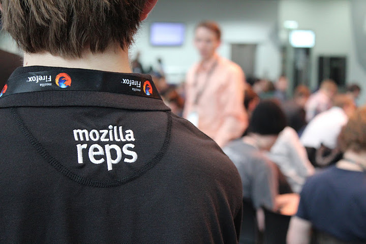 File:Reps-back.jpg