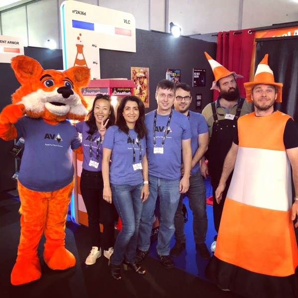 File:AV1TeamIBCsm.jpg