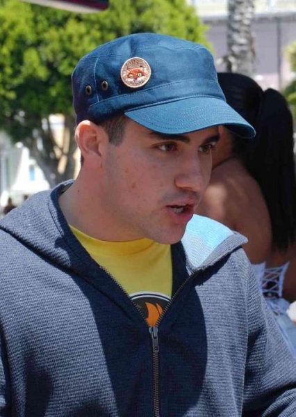 File:Williamr.jpg